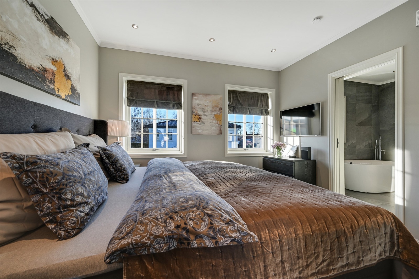 Fra soverommet ar du adkomst til eget bad. Galleribilde