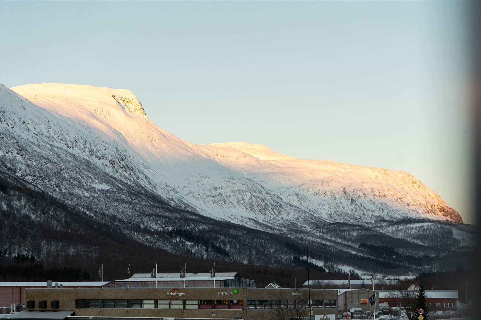 Utsikt fra stue. Galleribilde