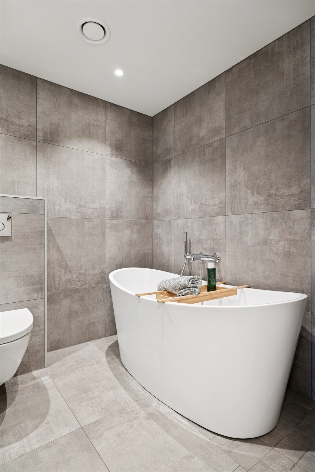 Baderom i 1. etasje. Galleribilde