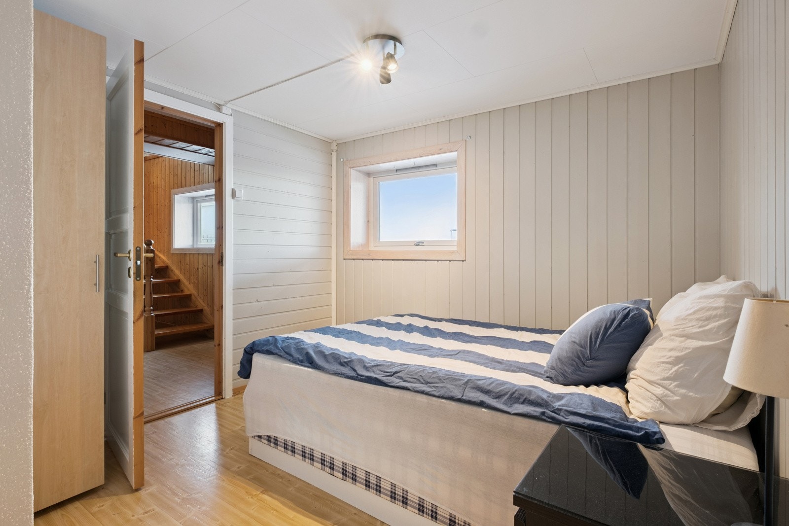 Soverom kjelleretasje. Galleribilde