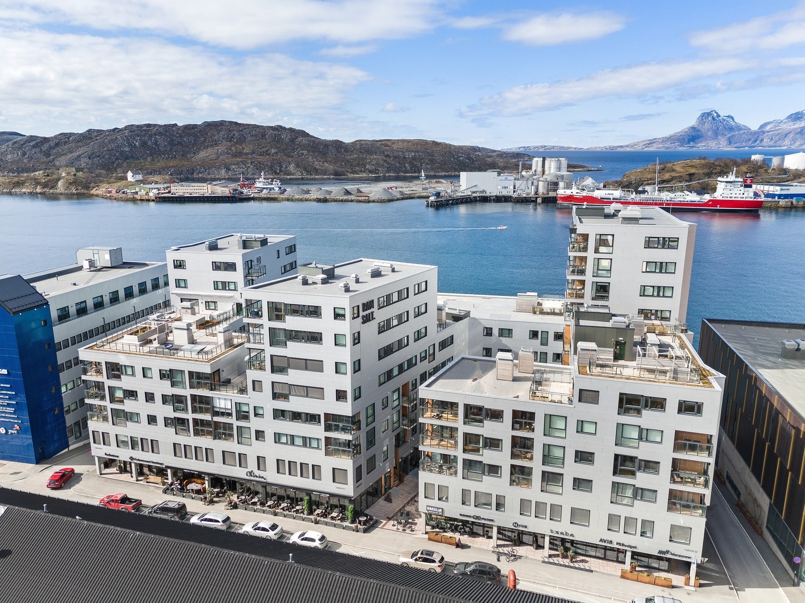 Ramsalt er svært trendy og urbant, hvor man i byggene finner bakeri og flere gode restauranter mm! Galleribilde