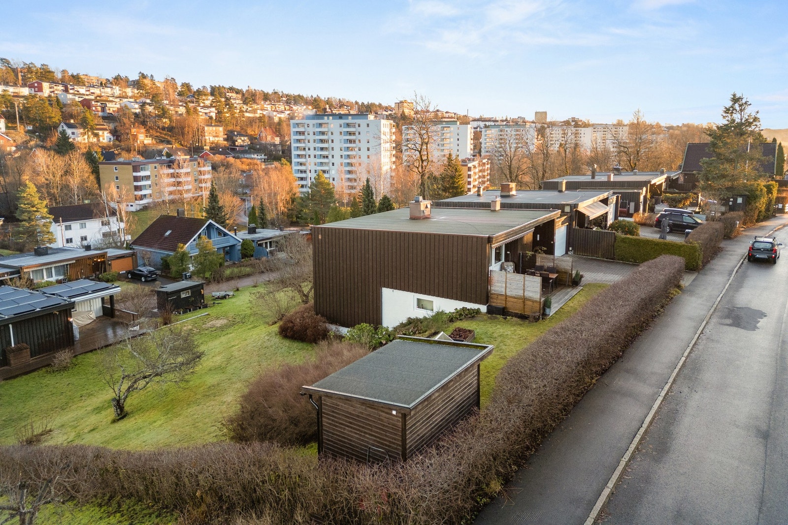 I 2015 ble den nordvendte ytterveggen etterisolert og kledd om. I 2006 fikk boligen ny balkongdør og nesten alle vinduer ble skiftet. Galleribilde