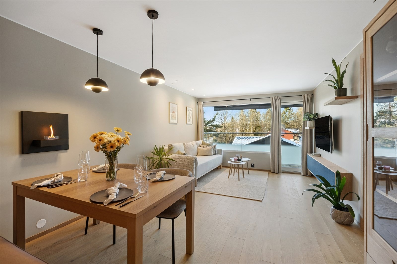 Lekker leilighet med svært god beliggenhet, skjermet uten innsyn Galleribilde