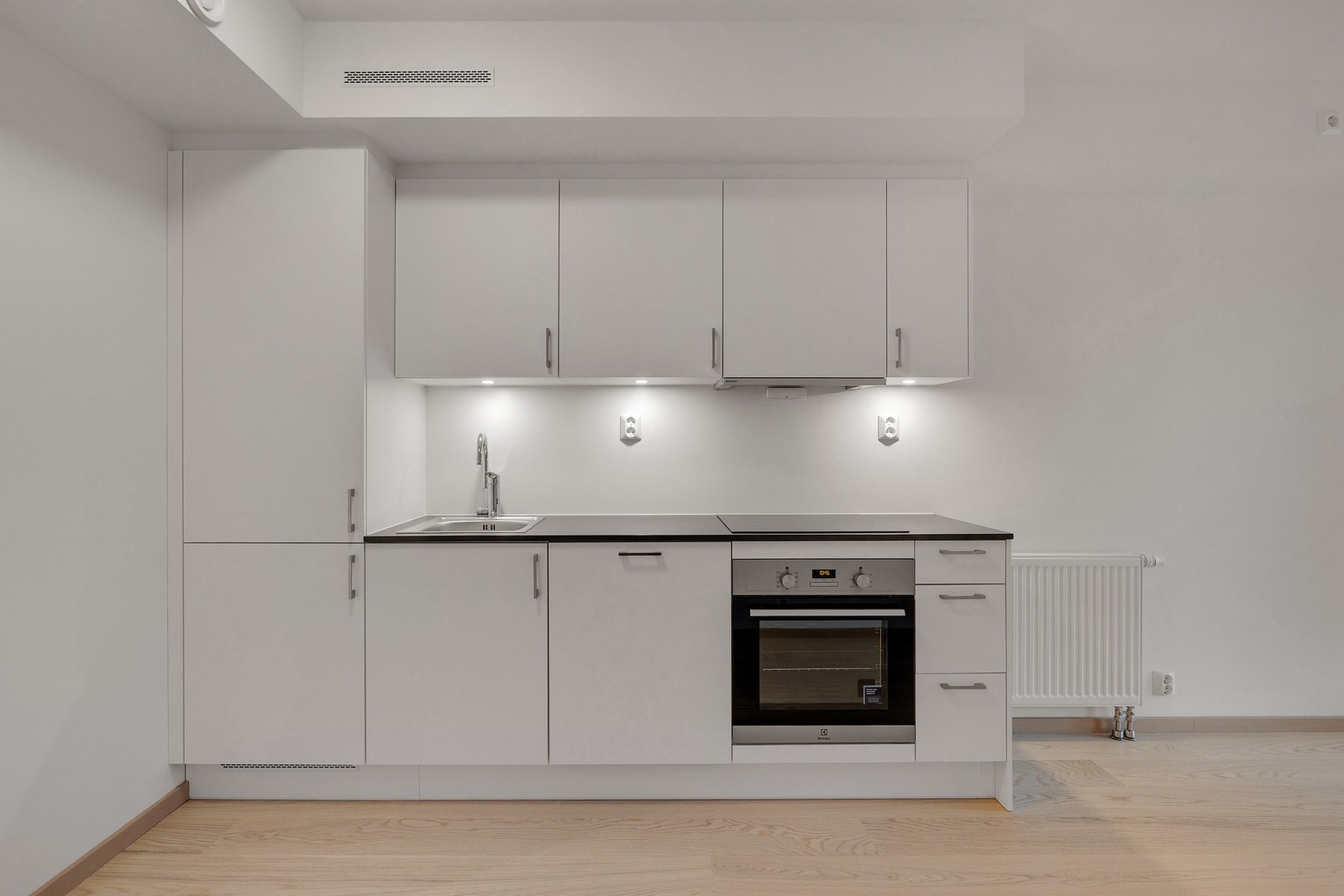 Godt med skap- og benkeplass Galleribilde