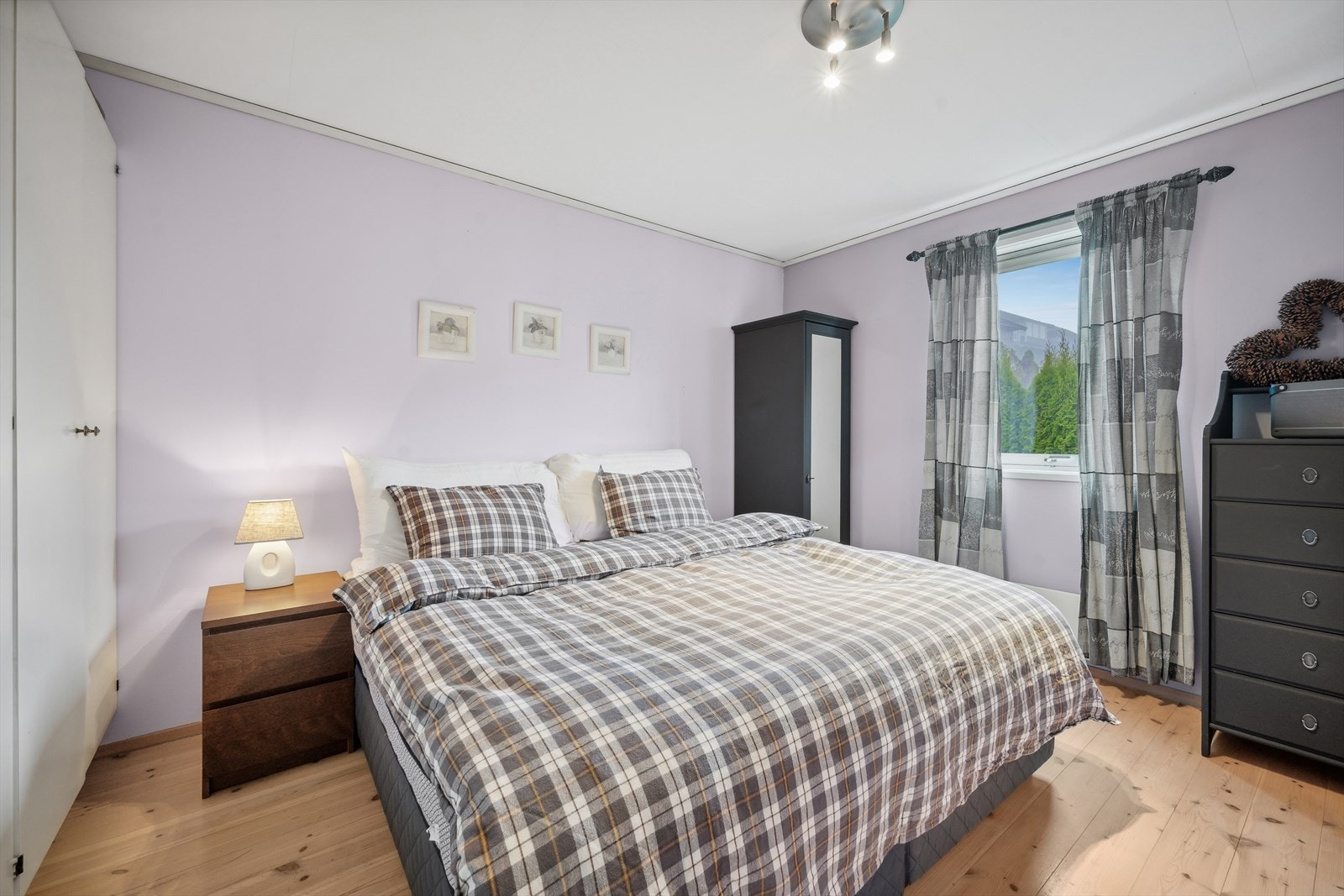 Hovedsoverom 1. etasje Galleribilde