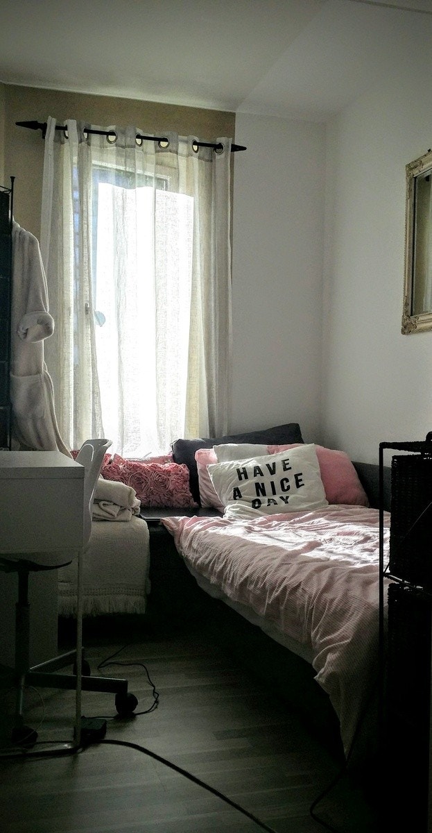 Room 2 = 6500 NOK Galleribilde