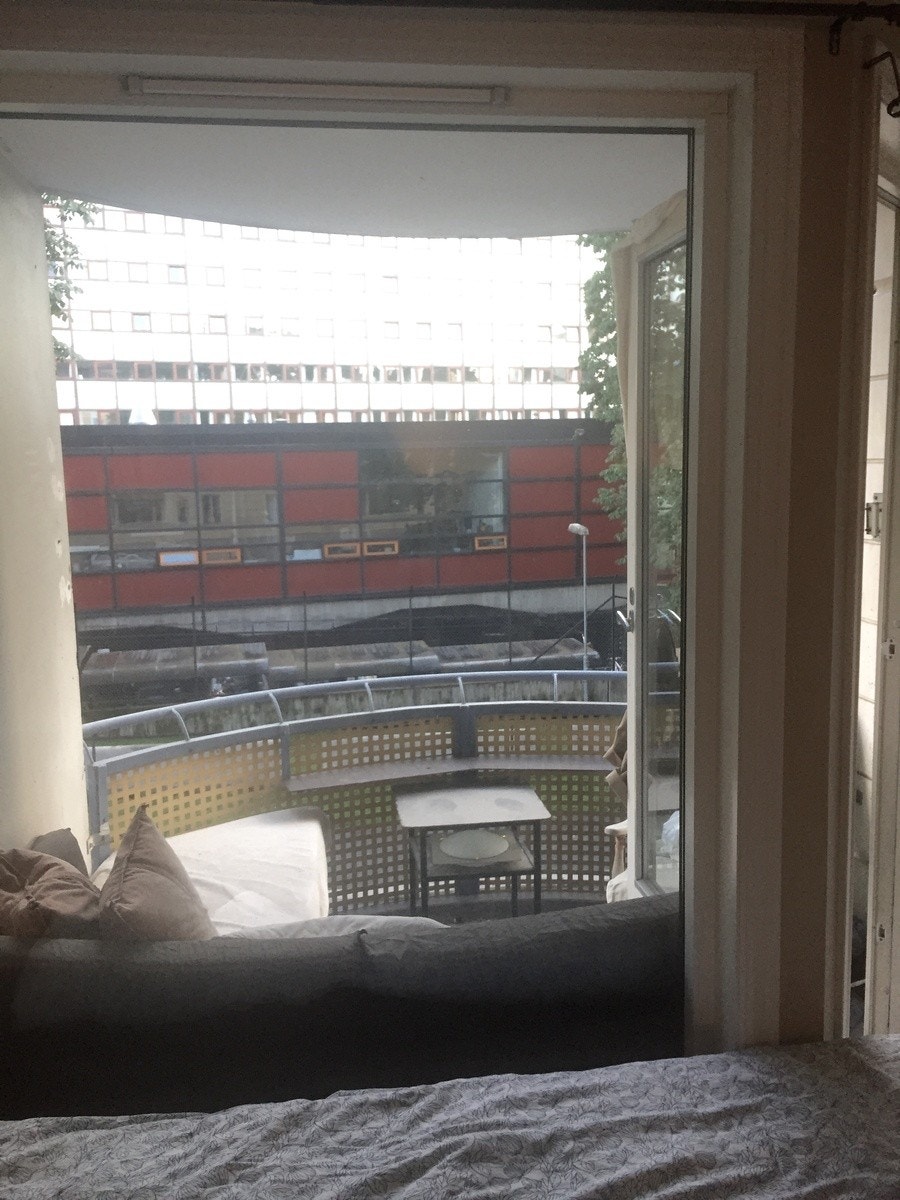 Room 1 = 8000,- NOK Galleribilde