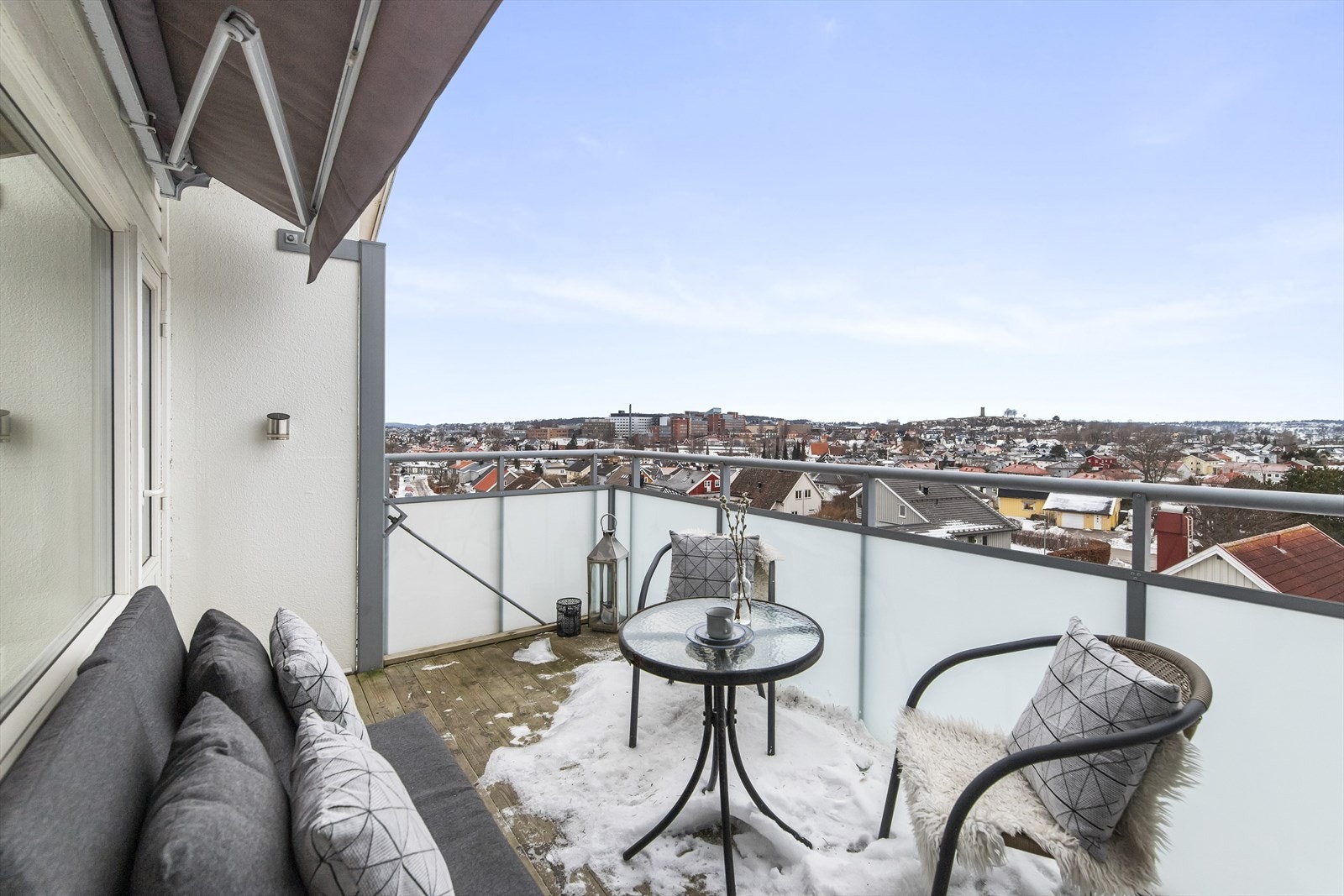 Her kan du nyte vakker utsikt mot Slottsfjellet! Galleribilde