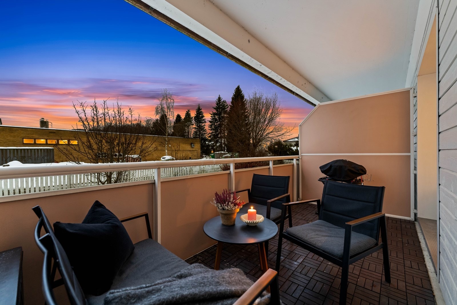 Torje Slettli v/ Emera Eiendomsmegling har gleden av å presentere P.A Munchs Gate 13A! Foto: Morten Eriksen Galleribilde