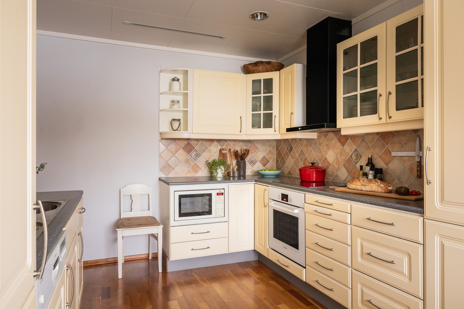 Ventilator er av typen kullfilter og ble byttet i 2023. Galleribilde