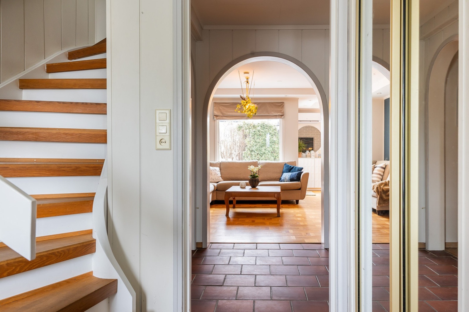 Trapp opp til 2.etg. Galleribilde