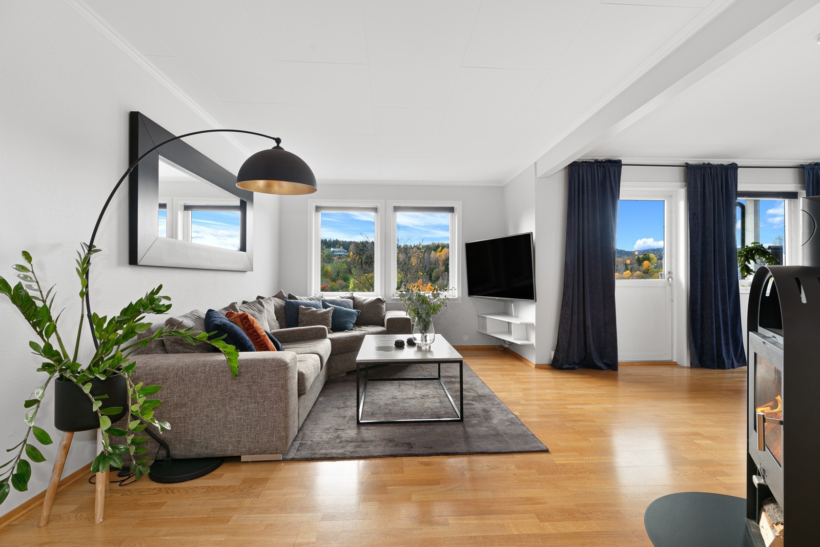 Mye vinduer gir mye lys Galleribilde