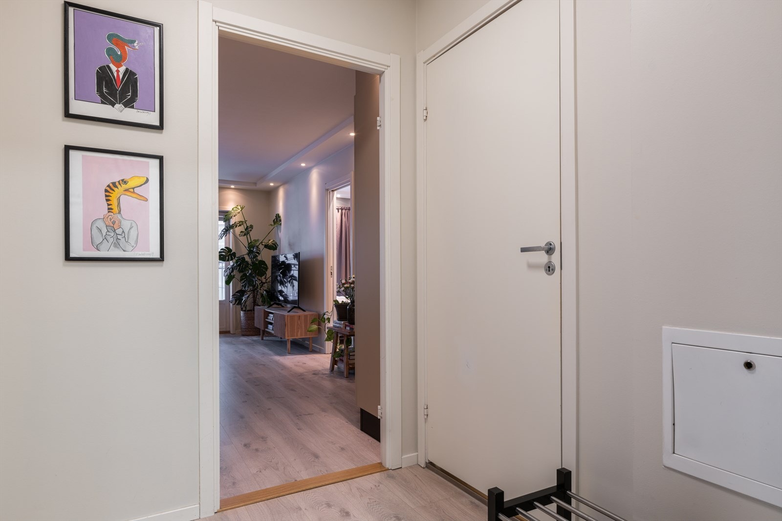 Boligen disponerer i tillegg en kjellerbod på 3,5 kvm. Galleribilde