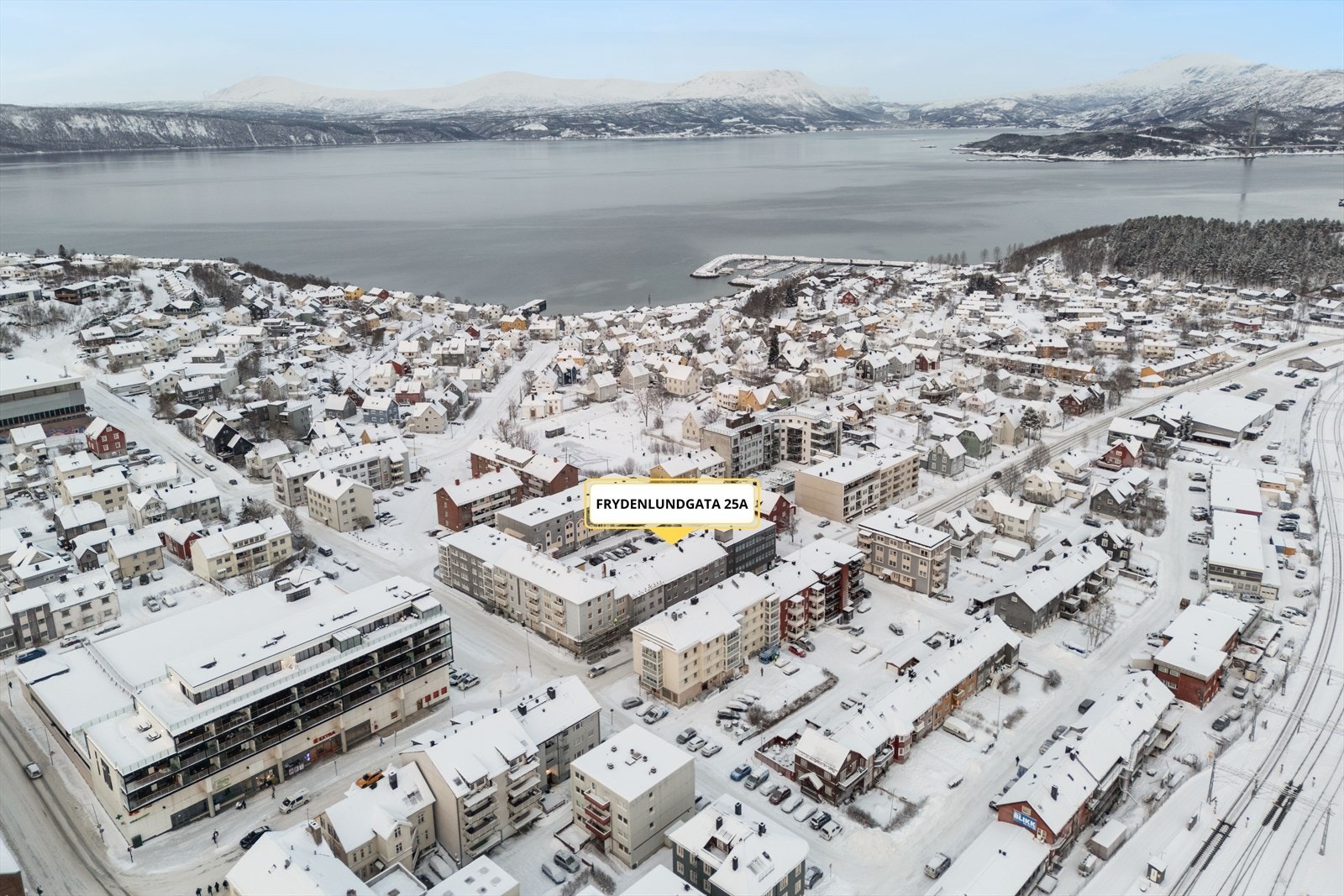 Sentral beliggenhet på Frydenlund med nærhet til alle fasiliteter i sentrum Galleribilde