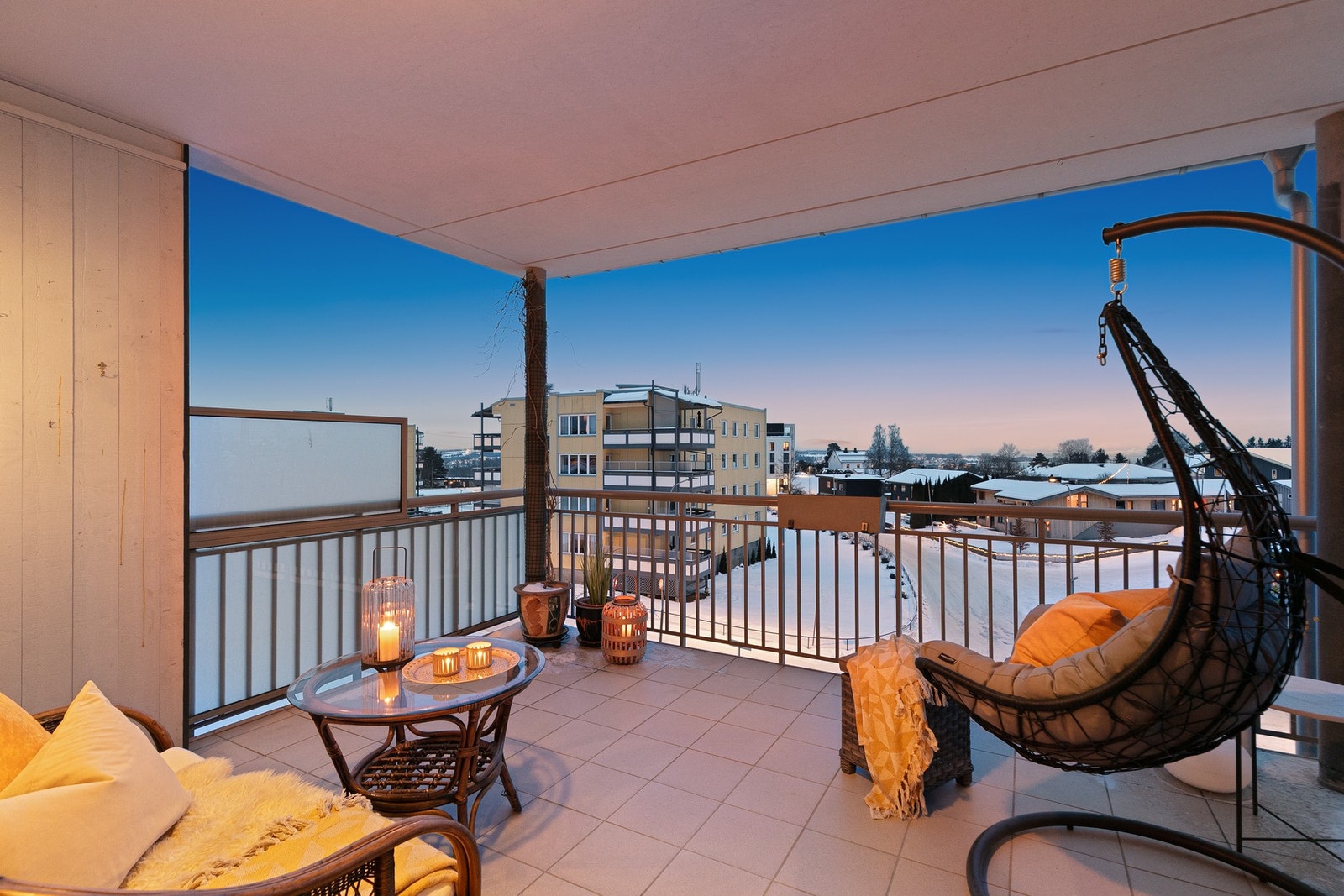 Velkommen til Olav Trygvasons gate 82J presentert av Ingrid Bøhmer Foto: Pil Branding (Kim Rognmo). Galleribilde