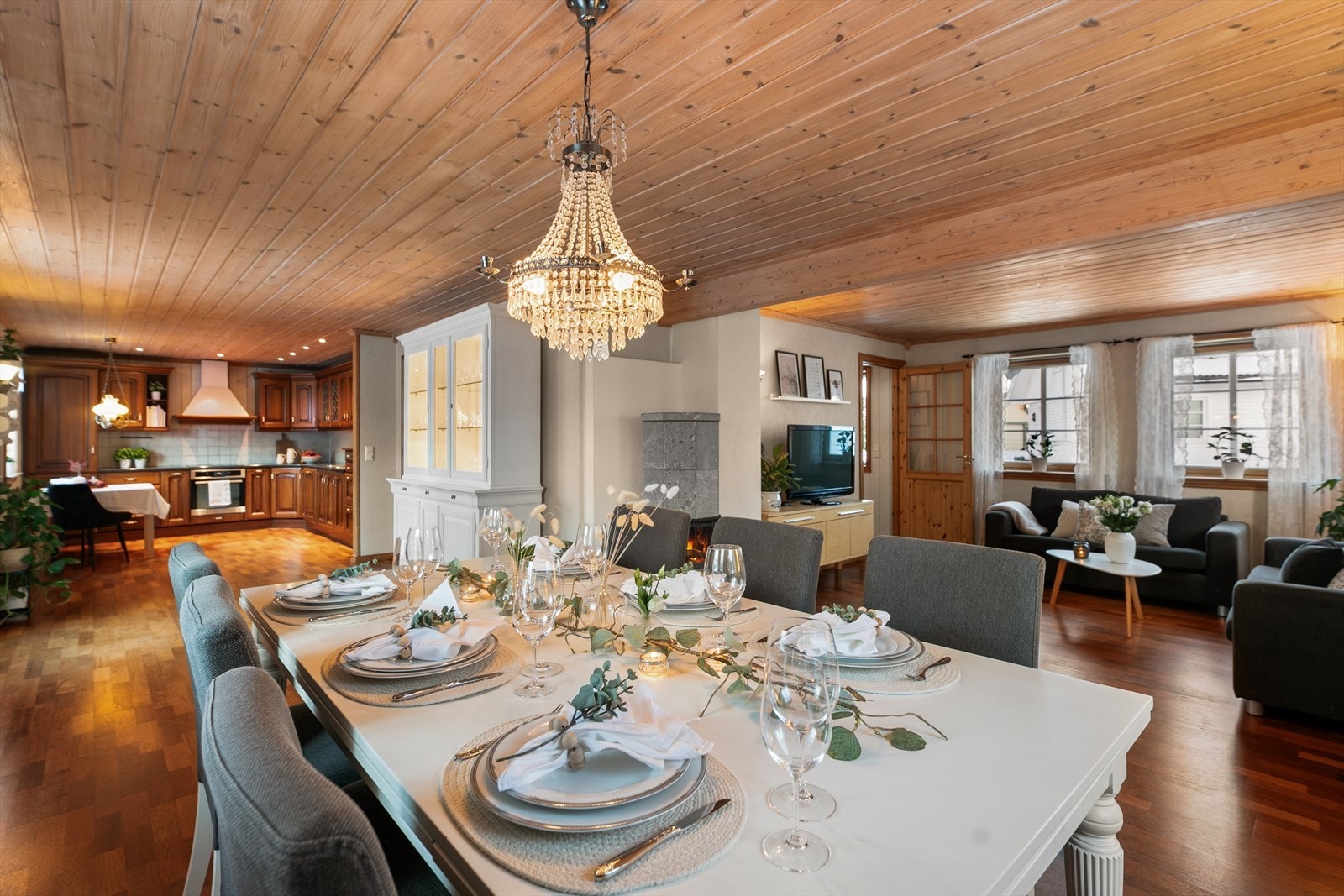 Stor L-formet stue Galleribilde