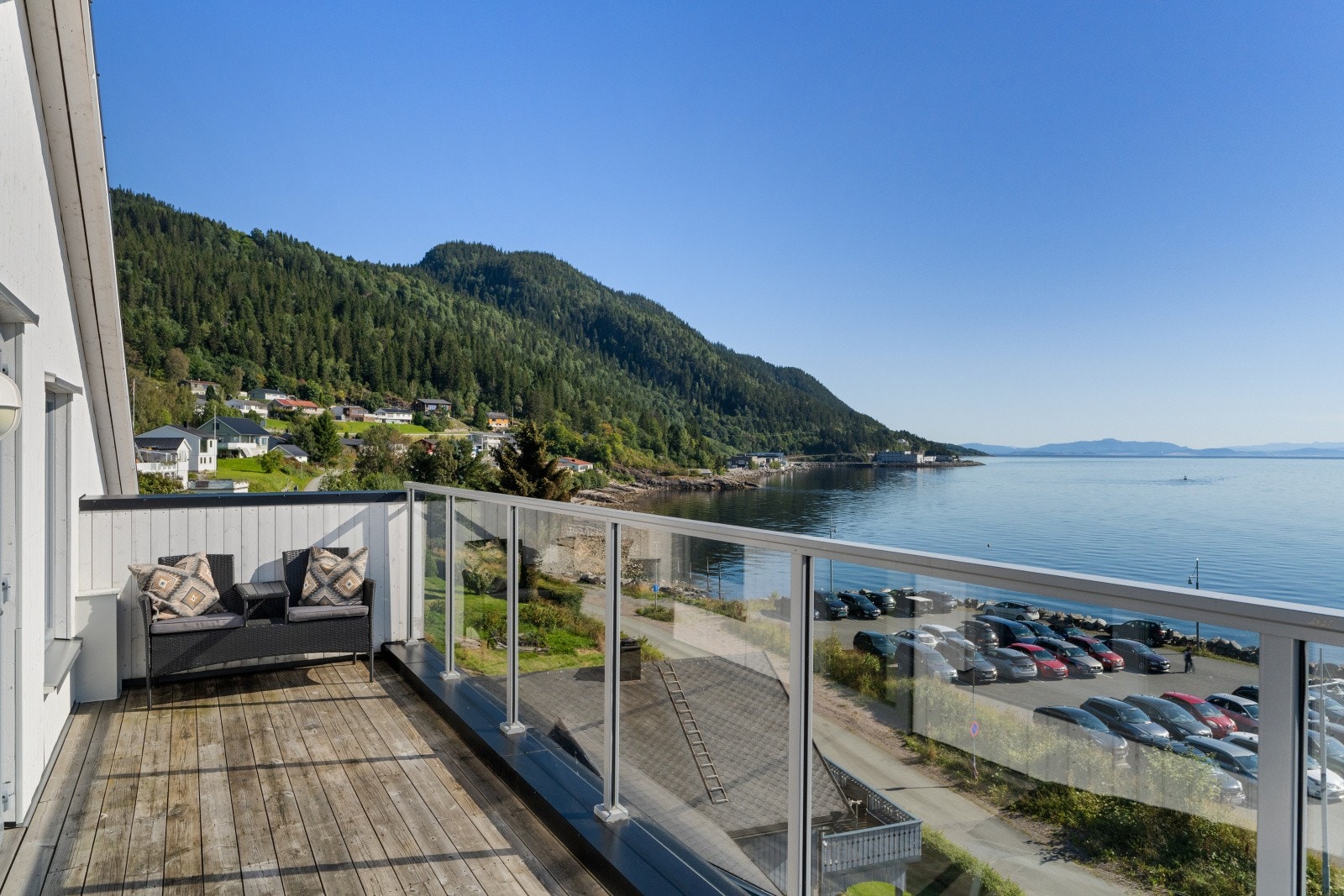 Her kan du nyte solgangen fra tidlig morgen. Galleribilde