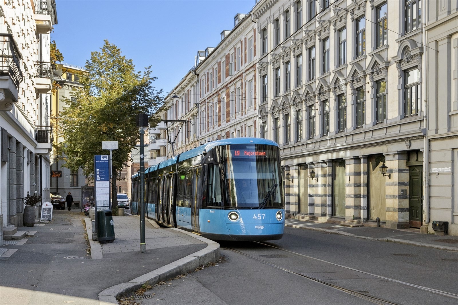 God tilgang på offentlig kommunikasjon med flere busser og trikker i alle retninger Galleribilde