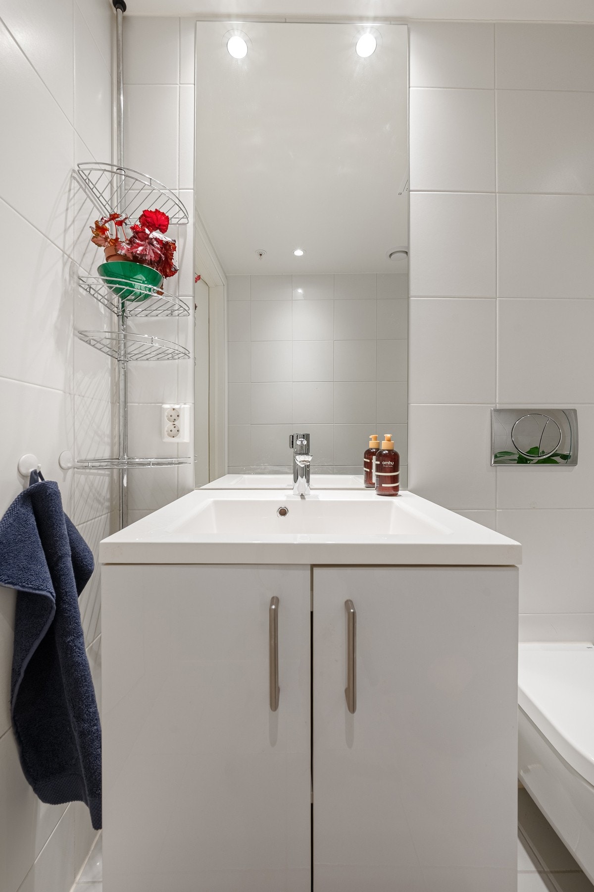 Rommet har avtrekk til balansert ventilasjon og luftespalte i døren. Galleribilde