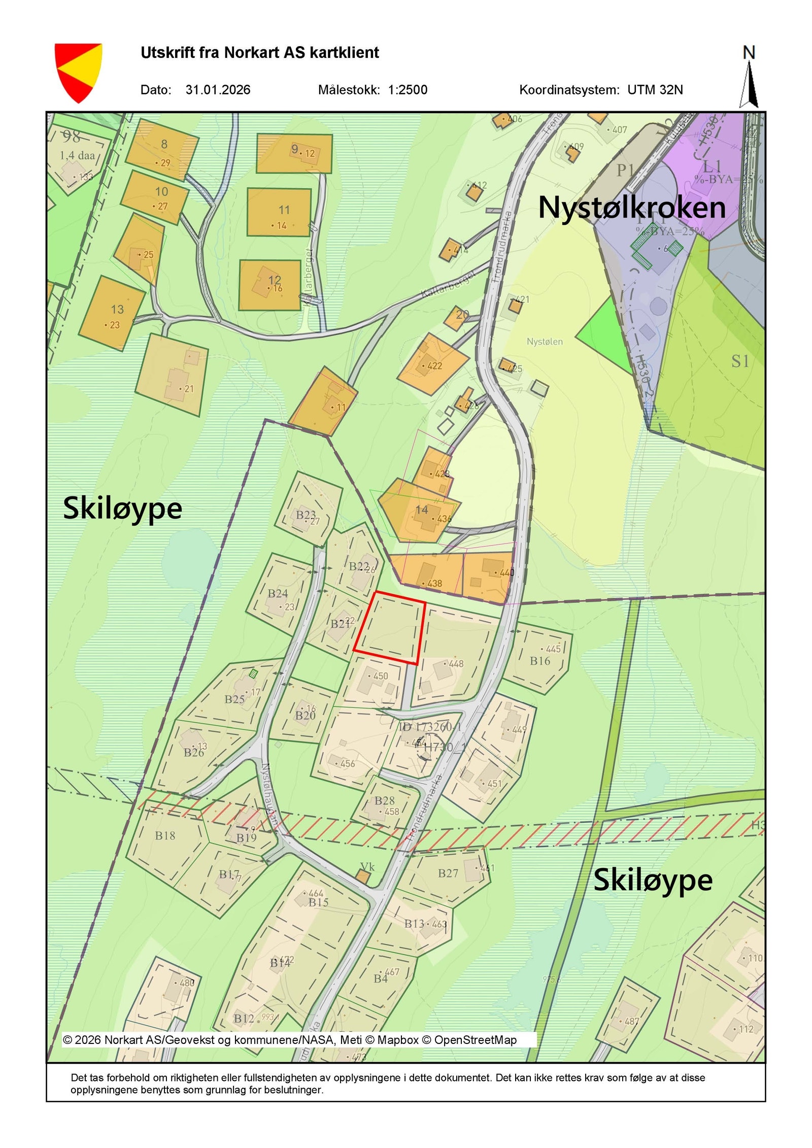 Tomten ligger rolig til i 2. rekke med panoramautsikt og svært gode solforhold Galleribilde