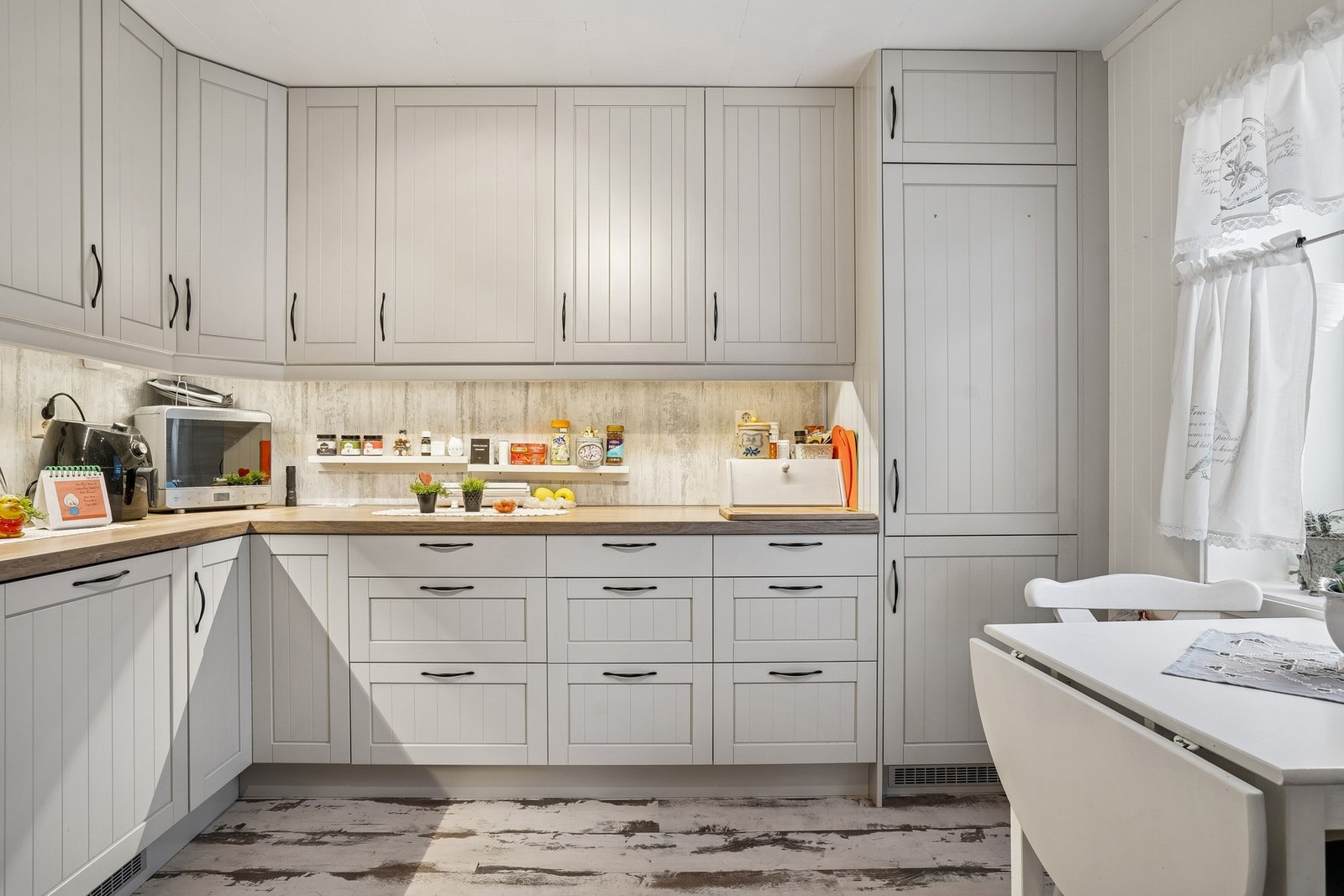 Kjøkkenet er fra 2017. Galleribilde