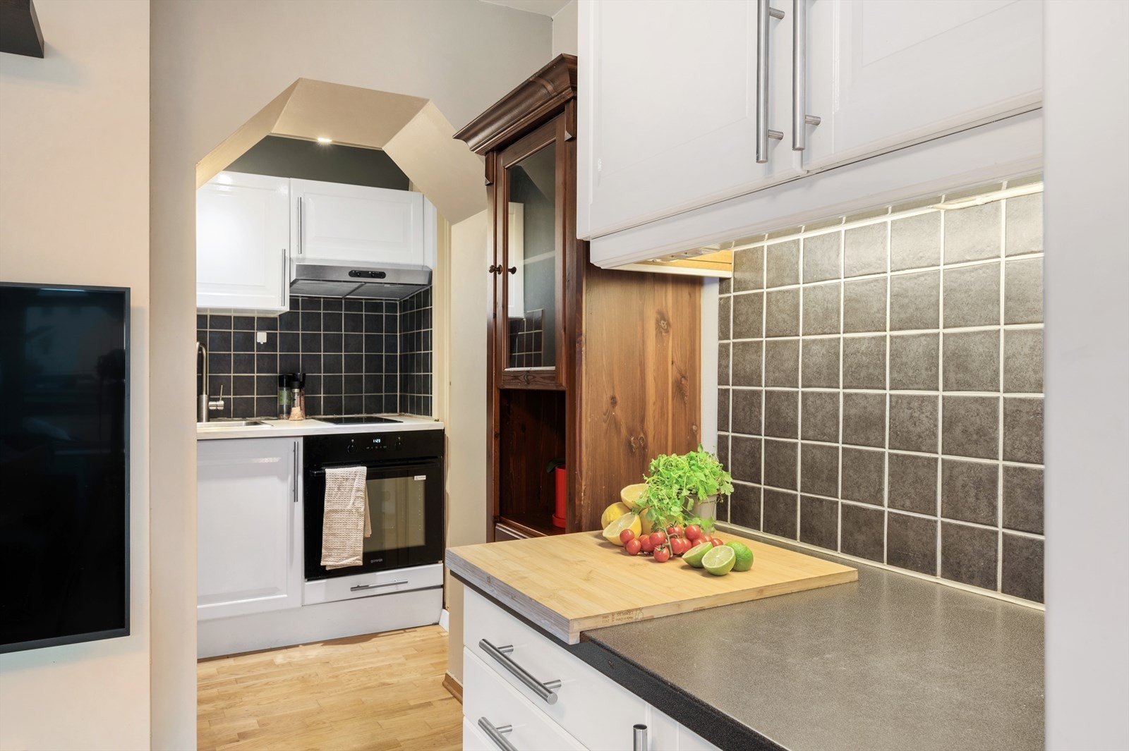 - Det ble satt inn ny stekeovn og platetopp i 2021 - Galleribilde