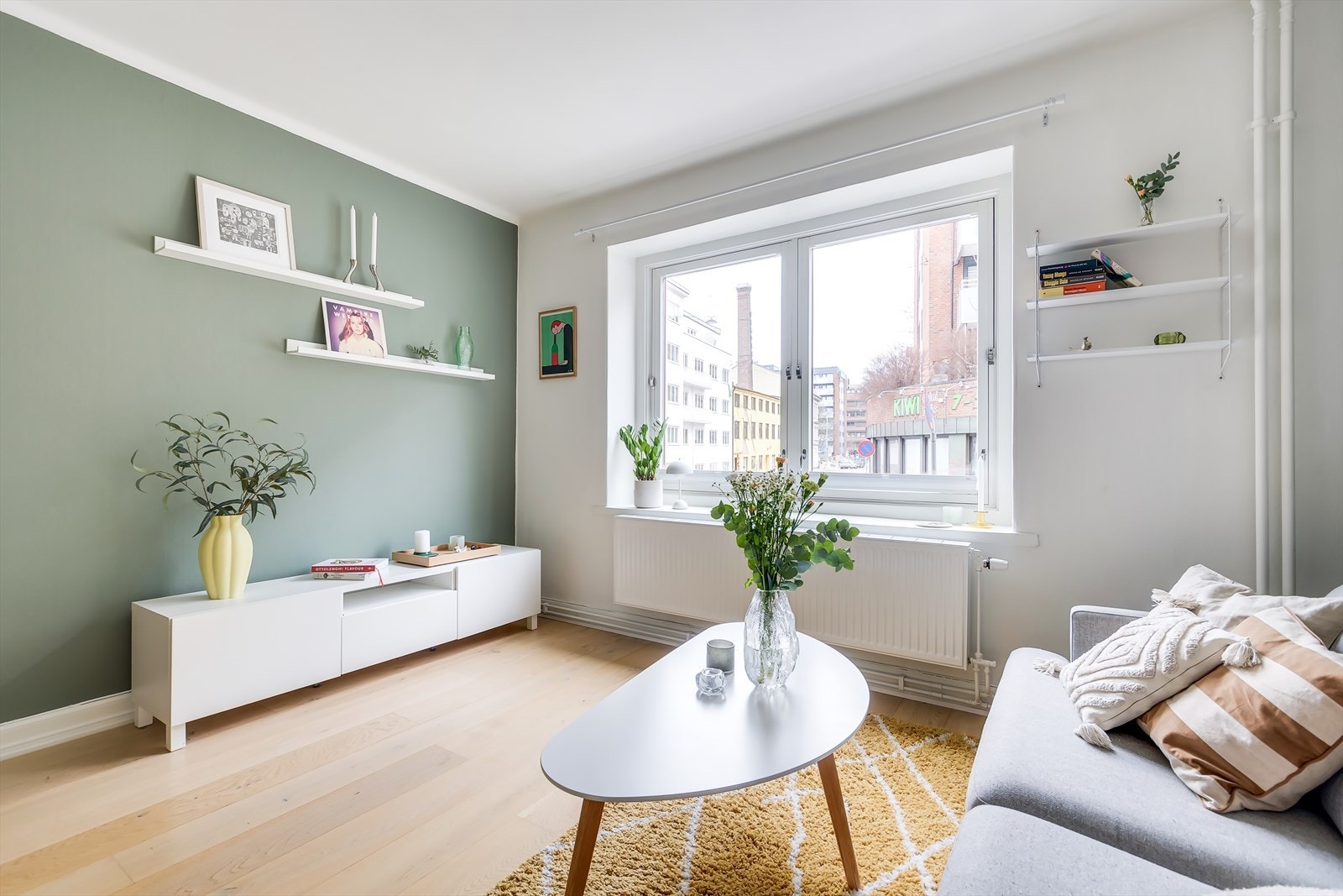 Leiligheten disponerer to boder, en på loftet og en i kjelleren. Galleribilde