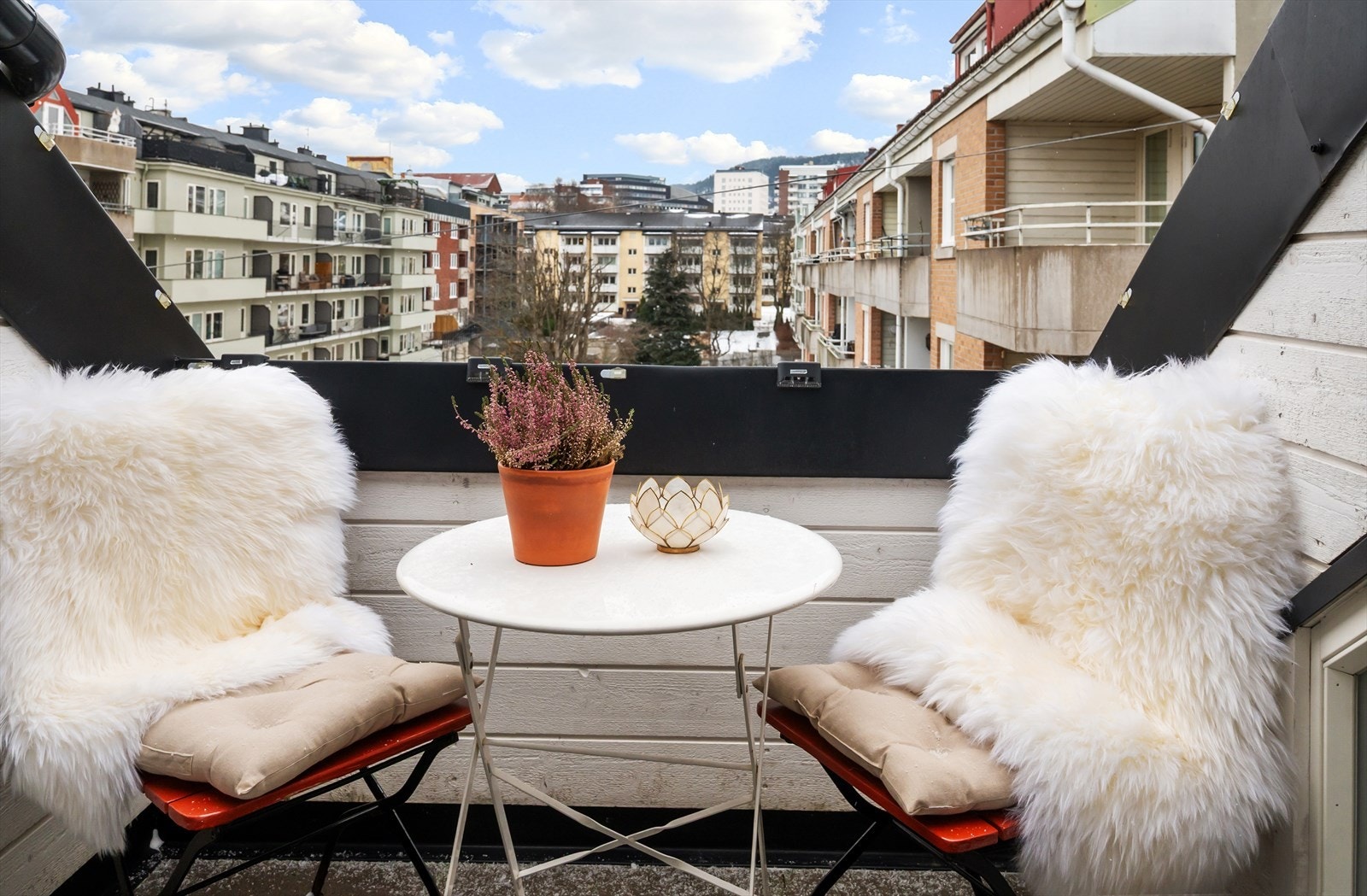 Her kan man nyte deilige sommerdager i sola Galleribilde