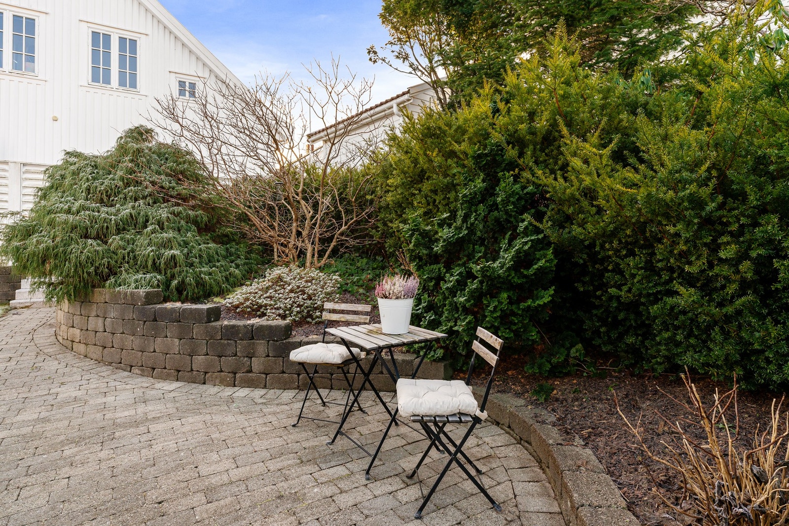 Plass til flere sittegrupper. Galleribilde