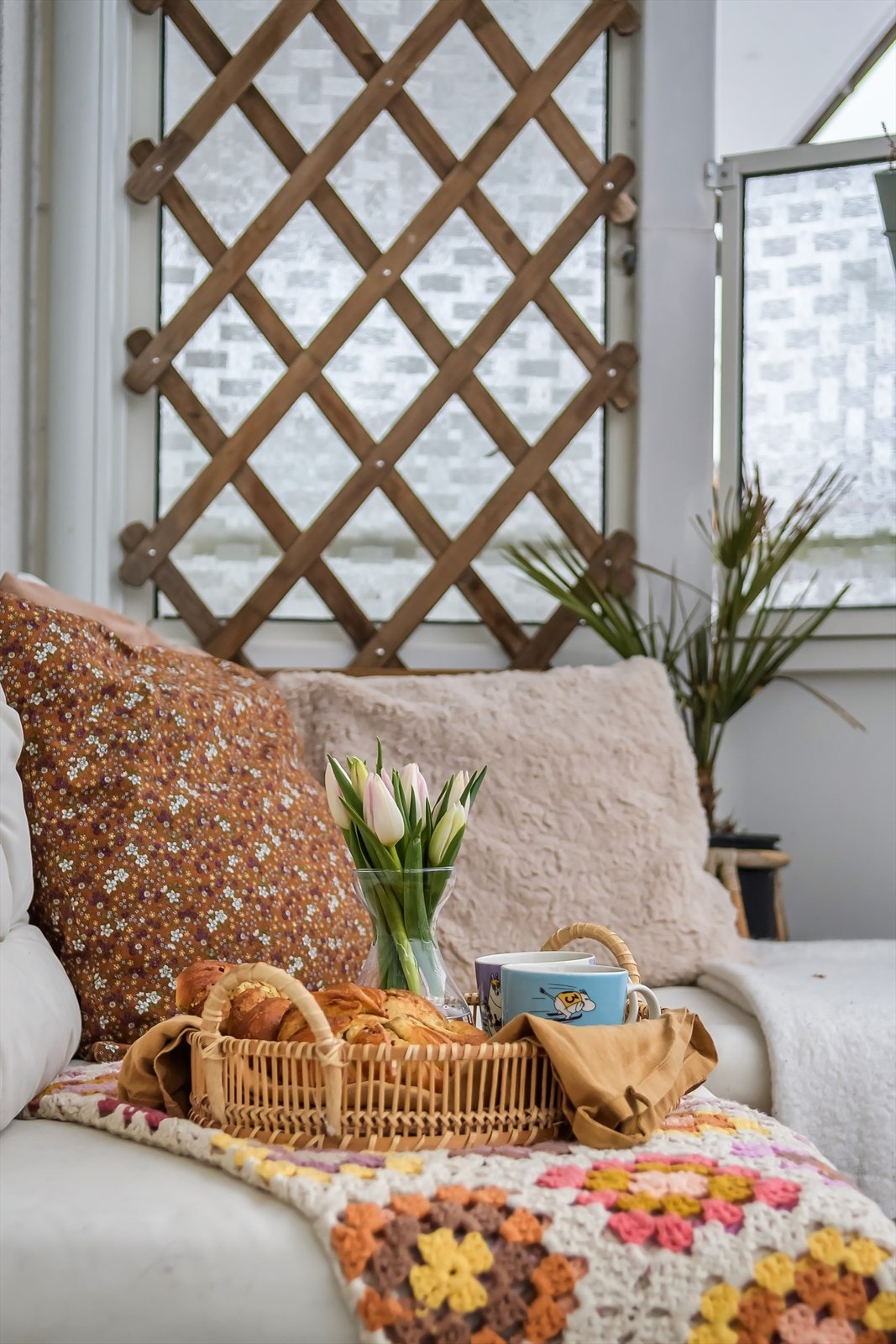 Balkongen vender mot parken og har fantastiske solforhold fra morgen til kveld. Galleribilde