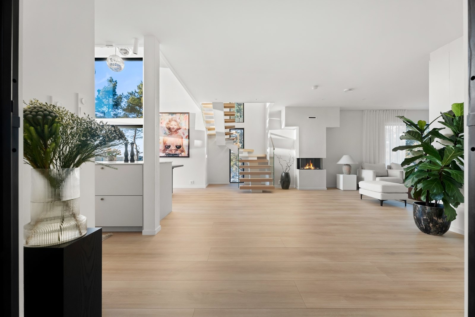 Stue/kjøkken 1. etasje. Galleribilde