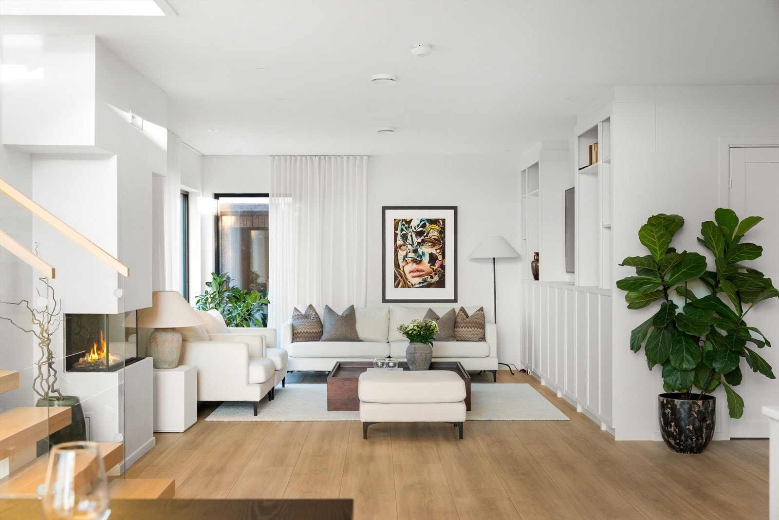 Stue beliggende i boligens 1. etasje. Galleribilde