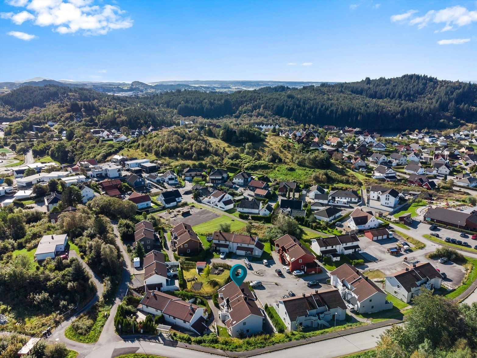 Attraktivt og barnevennlig boligområde i Skåredalen perfekt for førstegangskjøpere og par. Galleribilde