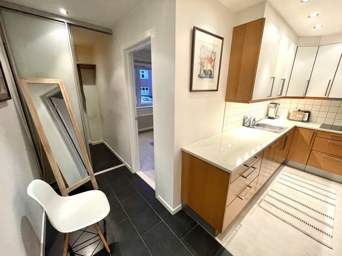 Gang med utsikt mod bod og soverom 2. Galleribilde