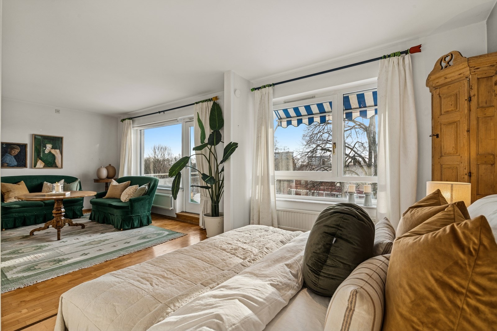 Flott utsikt fra hovedsoverom Galleribilde