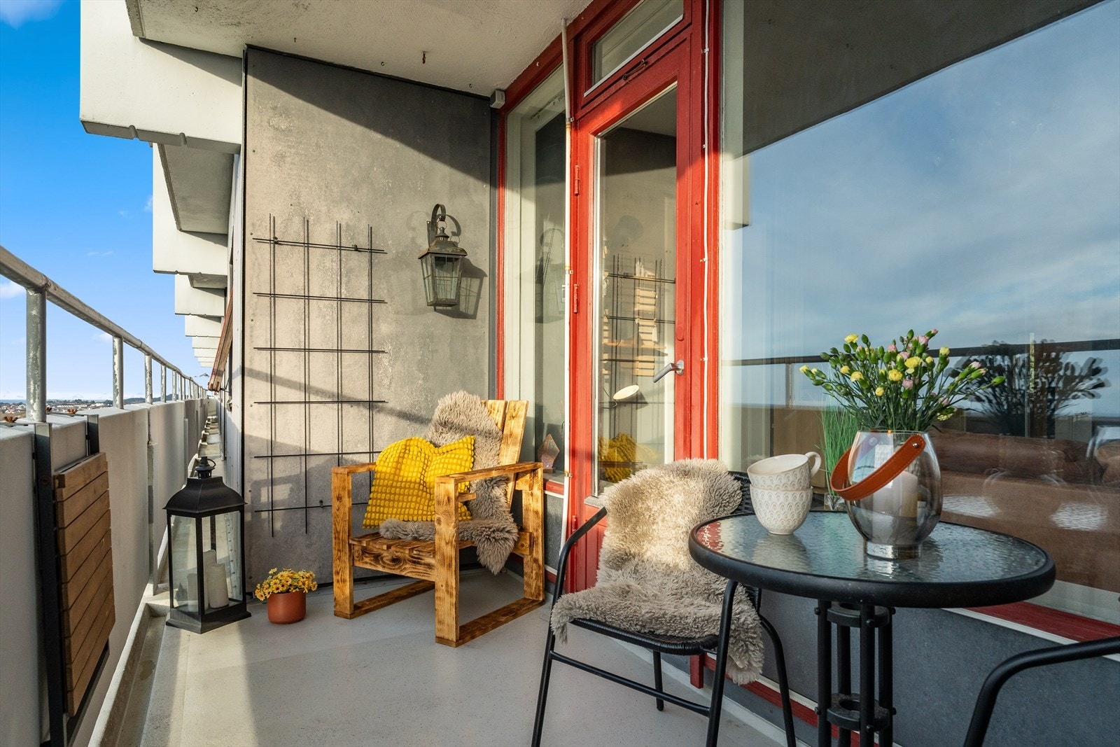 God plass til sittegruppe og gode solforhold. Galleribilde