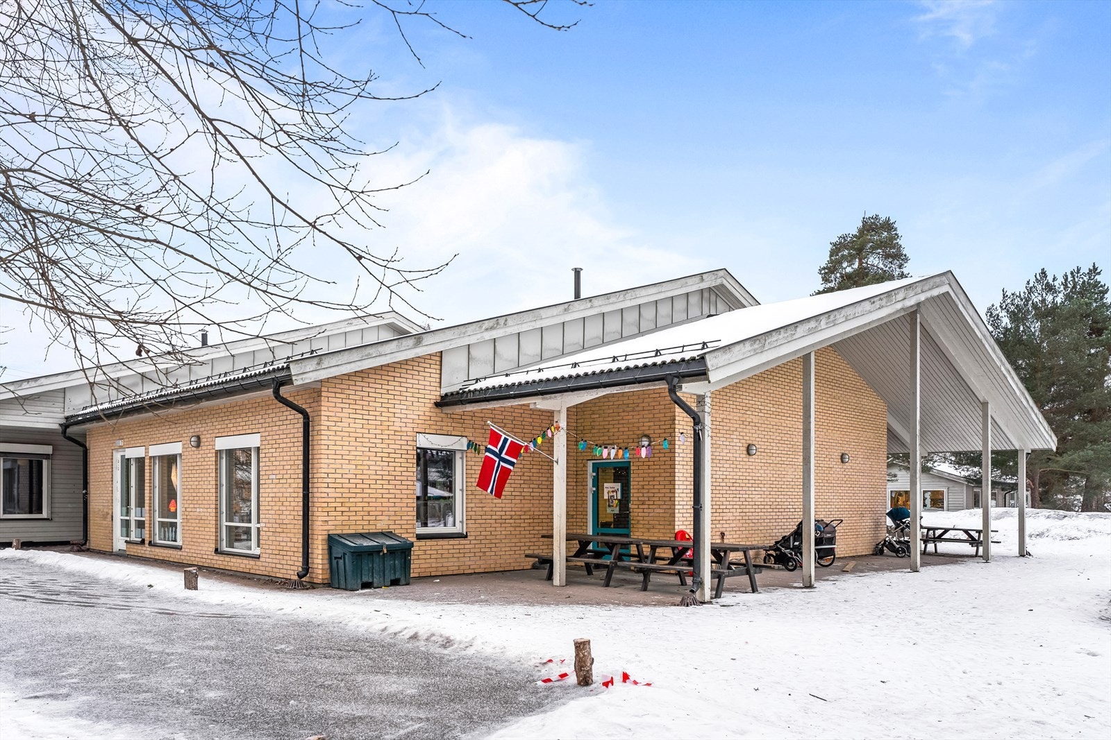 Knausen barnehage ligger kun et par minutters gange fra leiligheten. Galleribilde