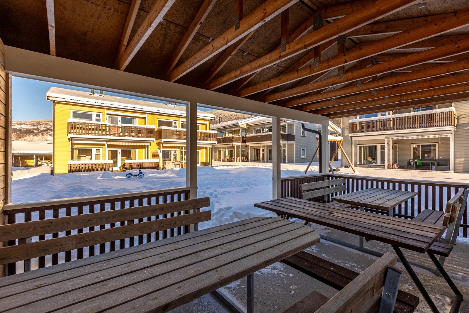 Sameiet disponerer egen utestue til fri bruk for beboerne. Galleribilde