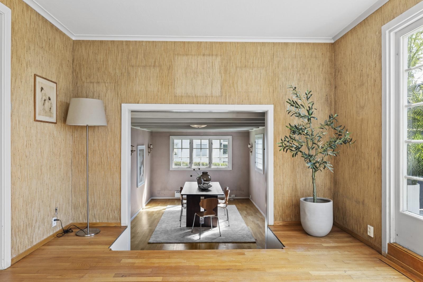 Opprinnelig tapet er også bevart Galleribilde