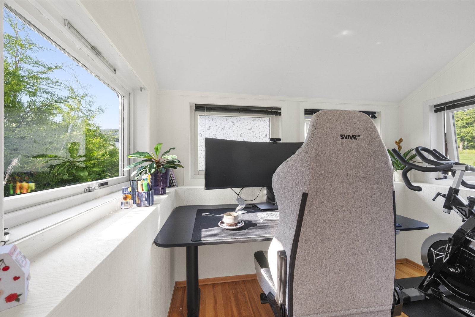 Kontor med adkomst fra soverom 2 Galleribilde