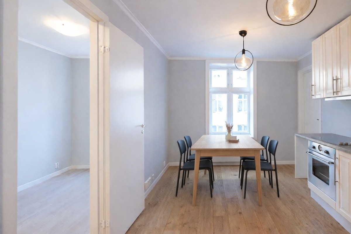 AI-generert illustrasjon som viser alternativ løsning med spiseplass. Galleribilde