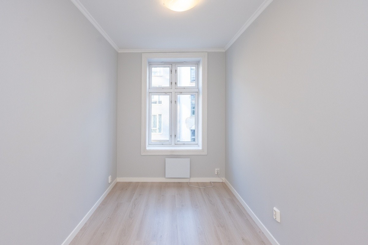 Soverom med rolig beliggenhet og plass til dobbeltseng. Galleribilde