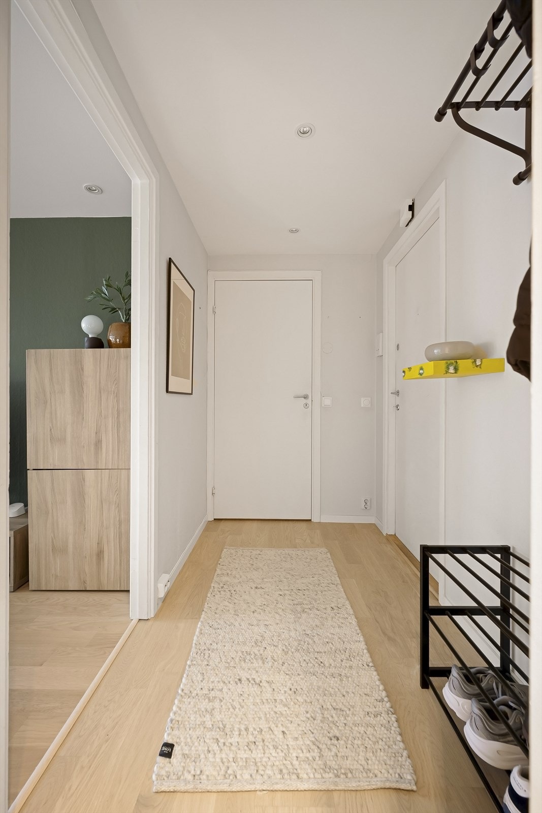 Entré mot bad. Galleribilde