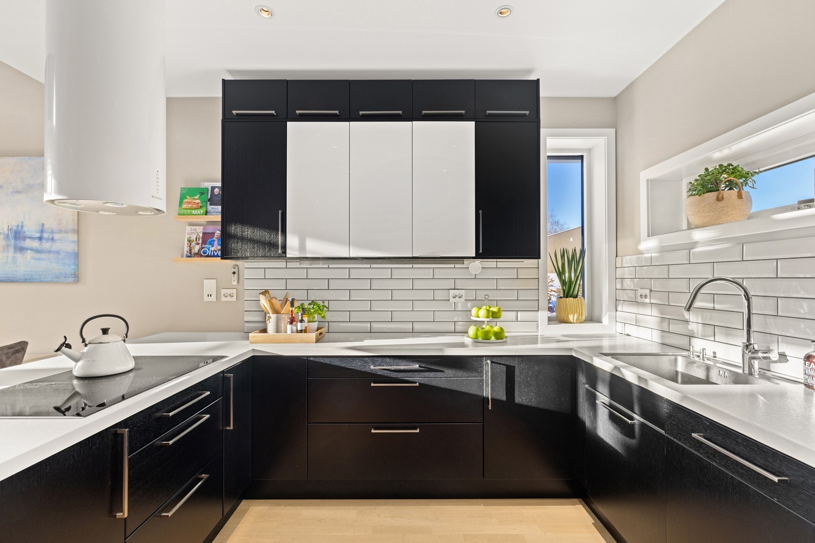 Kjøkken fra Sigdal med Simens hvitevarer Galleribilde