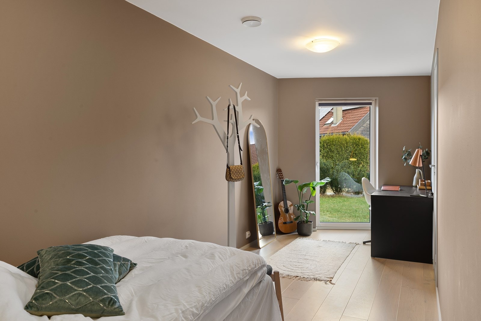 Soverom ll Galleribilde