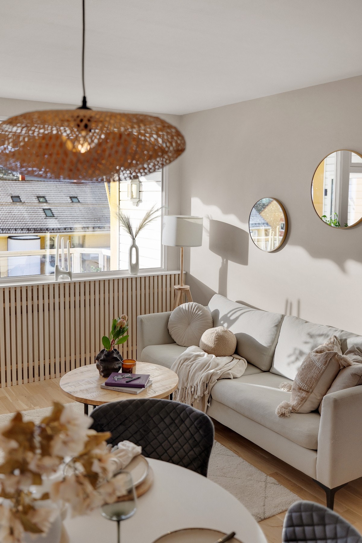 Det er vannbåren varme via radiatorer som er inkludert i felleskostnadene Galleribilde