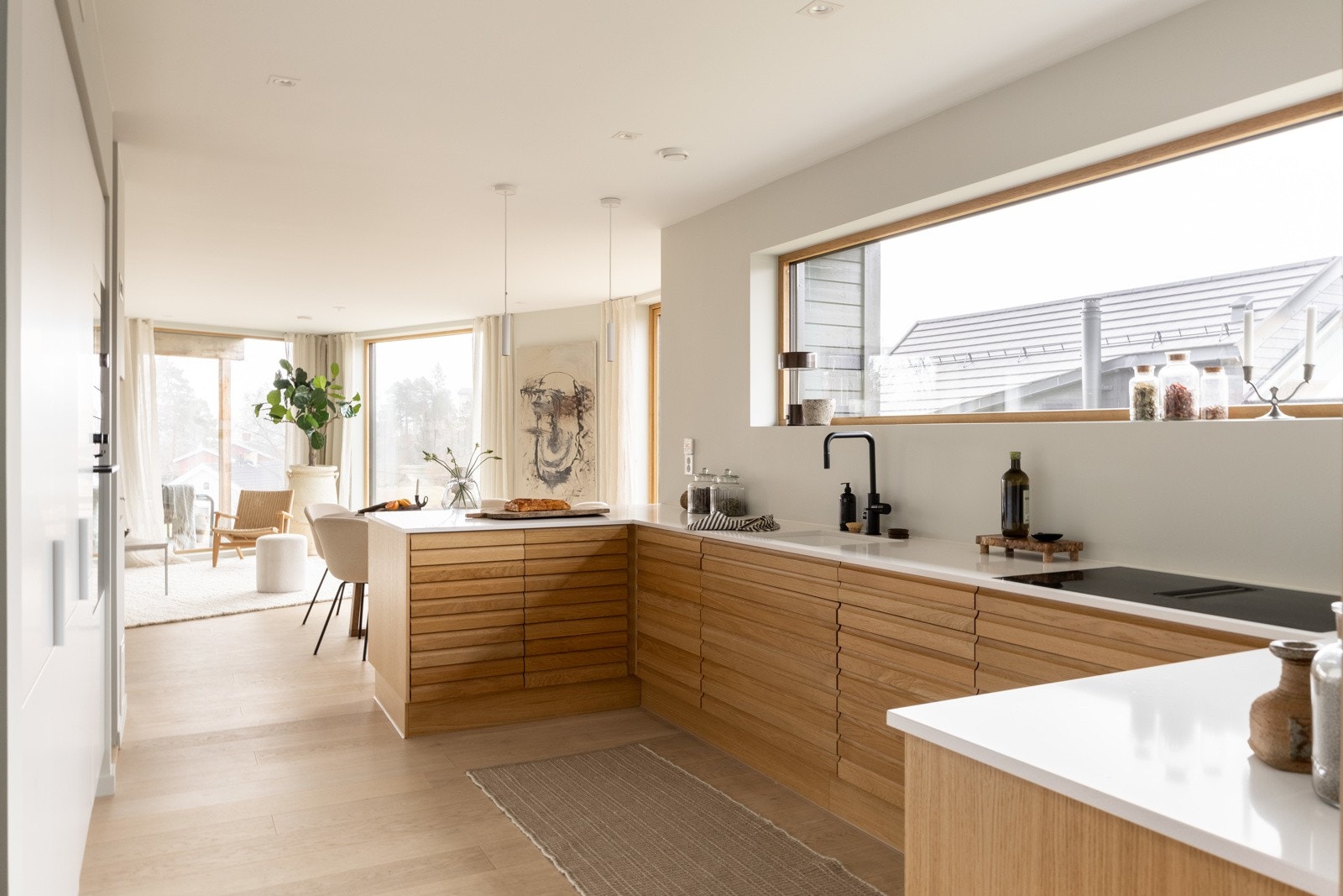 Underskap fra Nordic One med eikspil fronter. Galleribilde