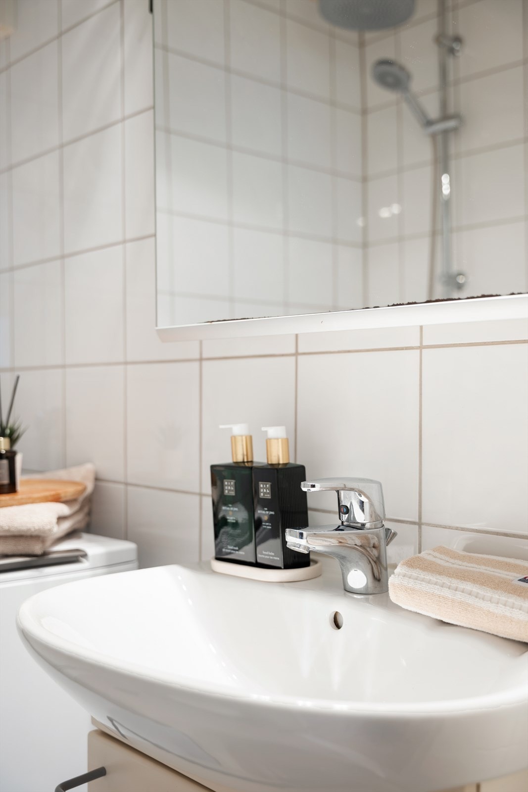 Baderommet ble pusset opp i regi av borettslaget rundt 2002. Galleribilde