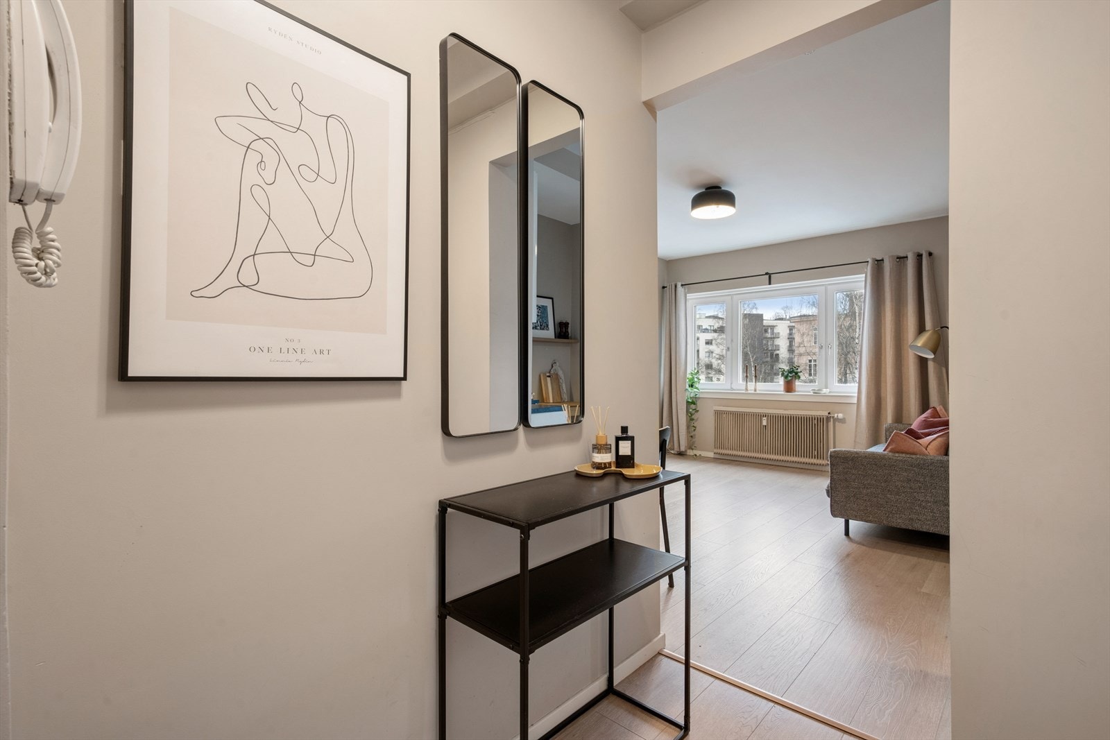 Her er det godt å komme hjem og hyggelig å ønske gjester velkommen Galleribilde