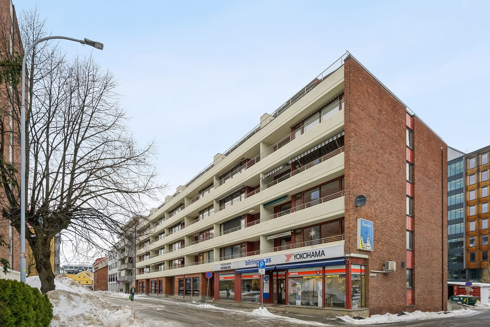 Kort vei til handel, restauranter og kafeer. Galleribilde